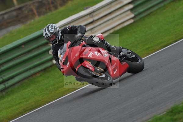 Mallory park Leicestershire;Mallory park photographs;Motorcycle action photographs;Trackday digital images;event digital images;eventdigitalimages;mallory park;no limits trackday;peter wileman photography;trackday;trackday photos