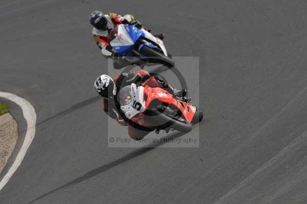 Mallory park Leicestershire;Mallory park photographs;Motorcycle action photographs;Trackday digital images;event digital images;eventdigitalimages;mallory park;no limits trackday;peter wileman photography;trackday;trackday photos