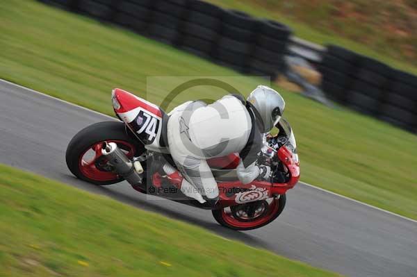 Mallory park Leicestershire;Mallory park photographs;Motorcycle action photographs;Trackday digital images;event digital images;eventdigitalimages;mallory park;no limits trackday;peter wileman photography;trackday;trackday photos