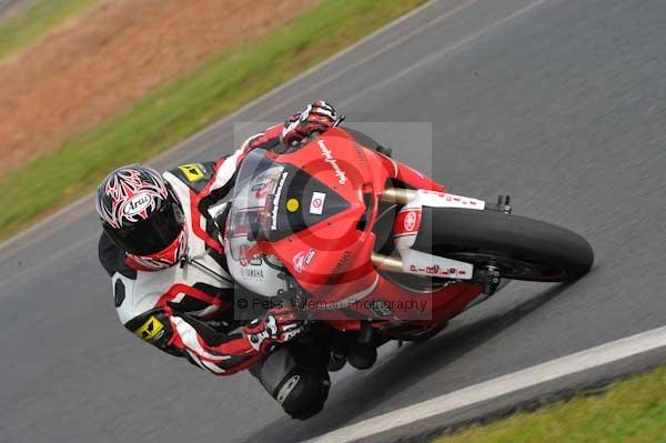 Mallory park Leicestershire;Mallory park photographs;Motorcycle action photographs;Trackday digital images;event digital images;eventdigitalimages;mallory park;no limits trackday;peter wileman photography;trackday;trackday photos