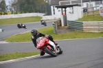 Mallory-park-Leicestershire;Mallory-park-photographs;Motorcycle-action-photographs;Trackday-digital-images;event-digital-images;eventdigitalimages;mallory-park;no-limits-trackday;peter-wileman-photography;trackday;trackday-photos