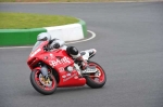 Mallory-park-Leicestershire;Mallory-park-photographs;Motorcycle-action-photographs;Trackday-digital-images;event-digital-images;eventdigitalimages;mallory-park;no-limits-trackday;peter-wileman-photography;trackday;trackday-photos