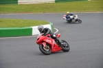 Mallory-park-Leicestershire;Mallory-park-photographs;Motorcycle-action-photographs;Trackday-digital-images;event-digital-images;eventdigitalimages;mallory-park;no-limits-trackday;peter-wileman-photography;trackday;trackday-photos