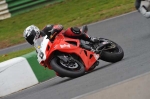 Mallory-park-Leicestershire;Mallory-park-photographs;Motorcycle-action-photographs;Trackday-digital-images;event-digital-images;eventdigitalimages;mallory-park;no-limits-trackday;peter-wileman-photography;trackday;trackday-photos