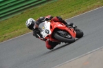 Mallory-park-Leicestershire;Mallory-park-photographs;Motorcycle-action-photographs;Trackday-digital-images;event-digital-images;eventdigitalimages;mallory-park;no-limits-trackday;peter-wileman-photography;trackday;trackday-photos