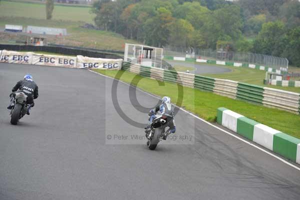 Mallory park Leicestershire;Mallory park photographs;Motorcycle action photographs;Trackday digital images;event digital images;eventdigitalimages;mallory park;no limits trackday;peter wileman photography;trackday;trackday photos