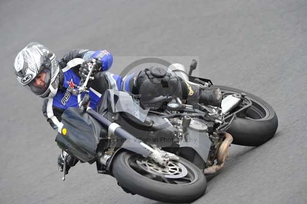 Mallory park Leicestershire;Mallory park photographs;Motorcycle action photographs;Trackday digital images;event digital images;eventdigitalimages;mallory park;no limits trackday;peter wileman photography;trackday;trackday photos