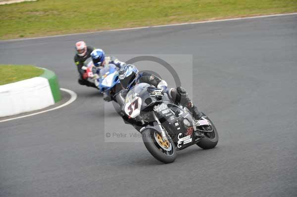 Mallory park Leicestershire;Mallory park photographs;Motorcycle action photographs;Trackday digital images;event digital images;eventdigitalimages;mallory park;no limits trackday;peter wileman photography;trackday;trackday photos