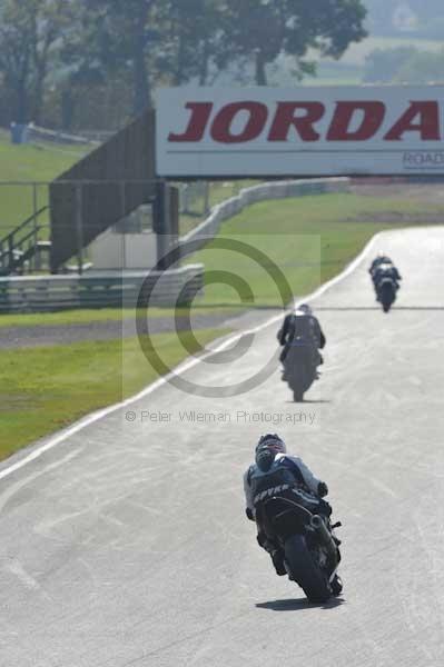 Mallory park Leicestershire;Mallory park photographs;Motorcycle action photographs;Trackday digital images;event digital images;eventdigitalimages;mallory park;no limits trackday;peter wileman photography;trackday;trackday photos