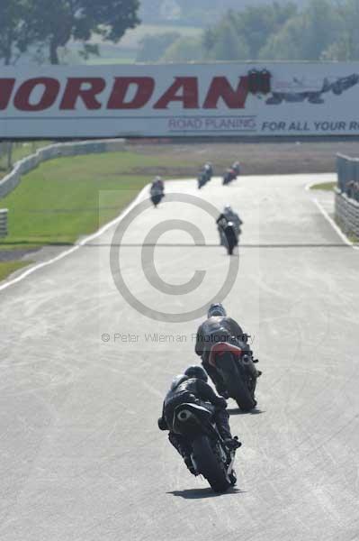 Mallory park Leicestershire;Mallory park photographs;Motorcycle action photographs;Trackday digital images;event digital images;eventdigitalimages;mallory park;no limits trackday;peter wileman photography;trackday;trackday photos