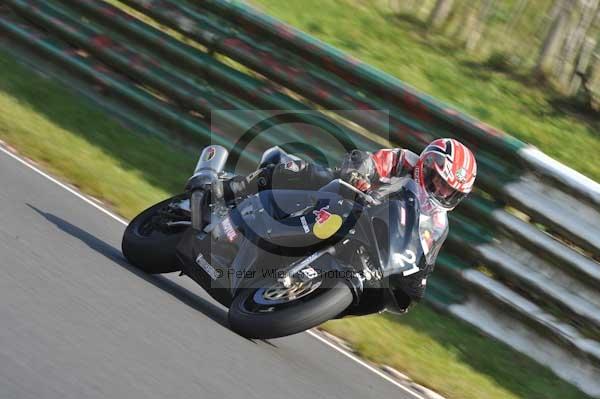 Mallory park Leicestershire;Mallory park photographs;Motorcycle action photographs;Trackday digital images;event digital images;eventdigitalimages;mallory park;no limits trackday;peter wileman photography;trackday;trackday photos