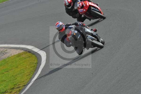 Mallory park Leicestershire;Mallory park photographs;Motorcycle action photographs;Trackday digital images;event digital images;eventdigitalimages;mallory park;no limits trackday;peter wileman photography;trackday;trackday photos