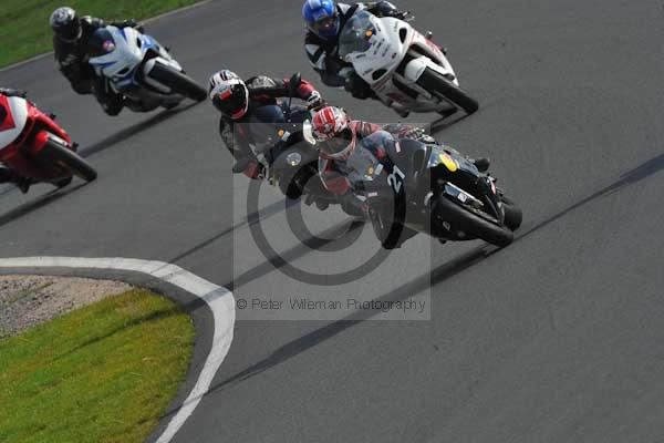 Mallory park Leicestershire;Mallory park photographs;Motorcycle action photographs;Trackday digital images;event digital images;eventdigitalimages;mallory park;no limits trackday;peter wileman photography;trackday;trackday photos