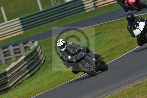 Mallory park Leicestershire;Mallory park photographs;Motorcycle action photographs;Trackday digital images;event digital images;eventdigitalimages;mallory park;no limits trackday;peter wileman photography;trackday;trackday photos