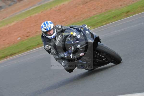 Mallory park Leicestershire;Mallory park photographs;Motorcycle action photographs;Trackday digital images;event digital images;eventdigitalimages;mallory park;no limits trackday;peter wileman photography;trackday;trackday photos