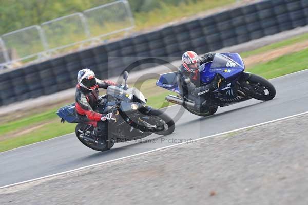 Mallory park Leicestershire;Mallory park photographs;Motorcycle action photographs;Trackday digital images;event digital images;eventdigitalimages;mallory park;no limits trackday;peter wileman photography;trackday;trackday photos