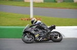 Mallory-park-Leicestershire;Mallory-park-photographs;Motorcycle-action-photographs;Trackday-digital-images;event-digital-images;eventdigitalimages;mallory-park;no-limits-trackday;peter-wileman-photography;trackday;trackday-photos