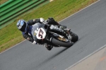 Mallory-park-Leicestershire;Mallory-park-photographs;Motorcycle-action-photographs;Trackday-digital-images;event-digital-images;eventdigitalimages;mallory-park;no-limits-trackday;peter-wileman-photography;trackday;trackday-photos