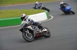 Mallory-park-Leicestershire;Mallory-park-photographs;Motorcycle-action-photographs;Trackday-digital-images;event-digital-images;eventdigitalimages;mallory-park;no-limits-trackday;peter-wileman-photography;trackday;trackday-photos