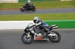 Mallory-park-Leicestershire;Mallory-park-photographs;Motorcycle-action-photographs;Trackday-digital-images;event-digital-images;eventdigitalimages;mallory-park;no-limits-trackday;peter-wileman-photography;trackday;trackday-photos