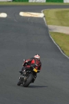 Mallory-park-Leicestershire;Mallory-park-photographs;Motorcycle-action-photographs;Trackday-digital-images;event-digital-images;eventdigitalimages;mallory-park;no-limits-trackday;peter-wileman-photography;trackday;trackday-photos