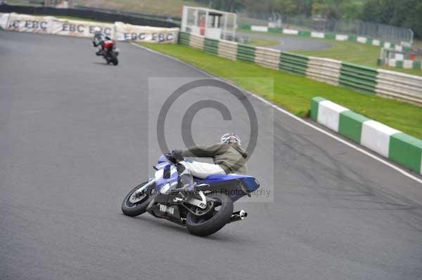 Mallory park Leicestershire;Mallory park photographs;Motorcycle action photographs;Trackday digital images;event digital images;eventdigitalimages;mallory park;no limits trackday;peter wileman photography;trackday;trackday photos