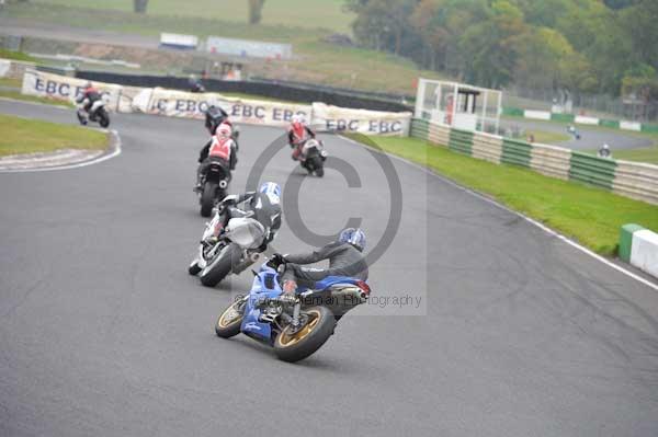 Mallory park Leicestershire;Mallory park photographs;Motorcycle action photographs;Trackday digital images;event digital images;eventdigitalimages;mallory park;no limits trackday;peter wileman photography;trackday;trackday photos