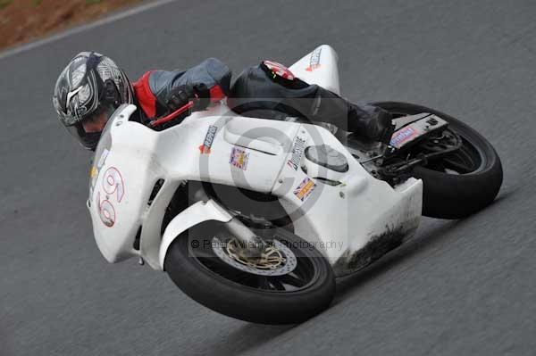 Mallory park Leicestershire;Mallory park photographs;Motorcycle action photographs;Trackday digital images;event digital images;eventdigitalimages;mallory park;no limits trackday;peter wileman photography;trackday;trackday photos