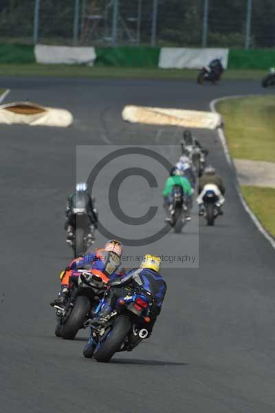 Mallory park Leicestershire;Mallory park photographs;Motorcycle action photographs;Trackday digital images;event digital images;eventdigitalimages;mallory park;no limits trackday;peter wileman photography;trackday;trackday photos