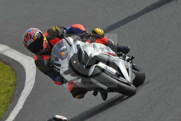 Mallory park Leicestershire;Mallory park photographs;Motorcycle action photographs;Trackday digital images;event digital images;eventdigitalimages;mallory park;no limits trackday;peter wileman photography;trackday;trackday photos