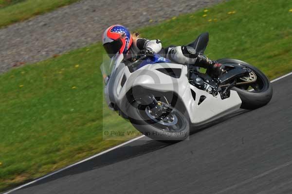 Mallory park Leicestershire;Mallory park photographs;Motorcycle action photographs;Trackday digital images;event digital images;eventdigitalimages;mallory park;no limits trackday;peter wileman photography;trackday;trackday photos