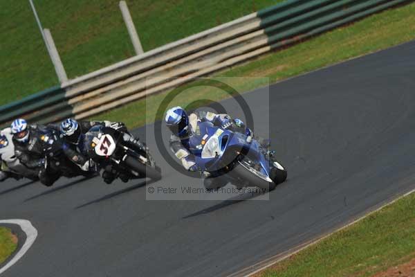 Mallory park Leicestershire;Mallory park photographs;Motorcycle action photographs;Trackday digital images;event digital images;eventdigitalimages;mallory park;no limits trackday;peter wileman photography;trackday;trackday photos