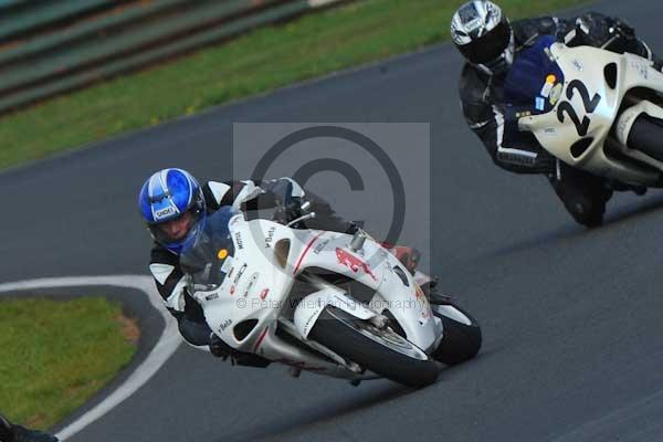 Mallory park Leicestershire;Mallory park photographs;Motorcycle action photographs;Trackday digital images;event digital images;eventdigitalimages;mallory park;no limits trackday;peter wileman photography;trackday;trackday photos