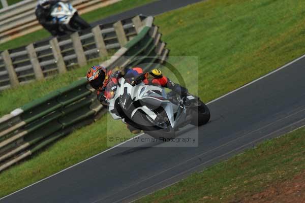 Mallory park Leicestershire;Mallory park photographs;Motorcycle action photographs;Trackday digital images;event digital images;eventdigitalimages;mallory park;no limits trackday;peter wileman photography;trackday;trackday photos