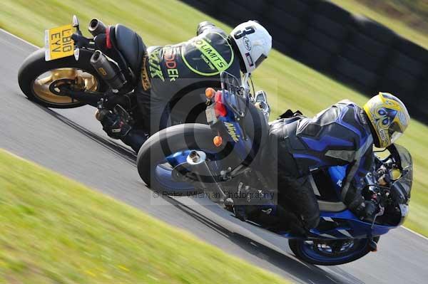 Mallory park Leicestershire;Mallory park photographs;Motorcycle action photographs;Trackday digital images;event digital images;eventdigitalimages;mallory park;no limits trackday;peter wileman photography;trackday;trackday photos