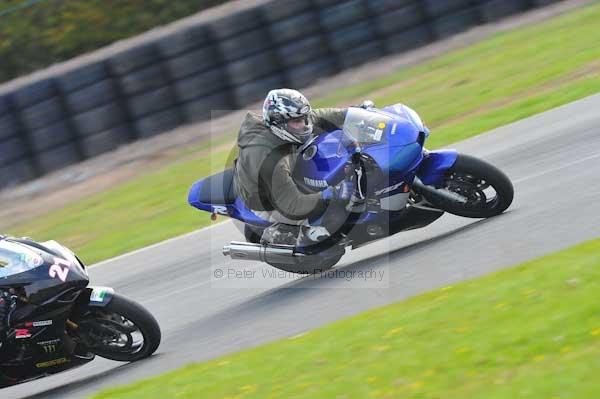 Mallory park Leicestershire;Mallory park photographs;Motorcycle action photographs;Trackday digital images;event digital images;eventdigitalimages;mallory park;no limits trackday;peter wileman photography;trackday;trackday photos