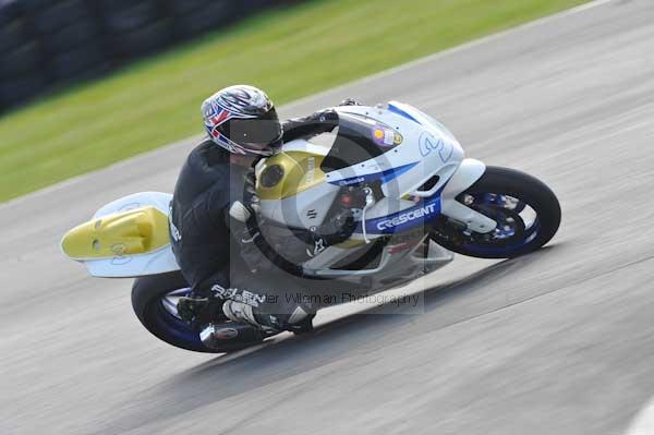 Mallory park Leicestershire;Mallory park photographs;Motorcycle action photographs;Trackday digital images;event digital images;eventdigitalimages;mallory park;no limits trackday;peter wileman photography;trackday;trackday photos