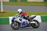 Mallory-park-Leicestershire;Mallory-park-photographs;Motorcycle-action-photographs;Trackday-digital-images;event-digital-images;eventdigitalimages;mallory-park;no-limits-trackday;peter-wileman-photography;trackday;trackday-photos