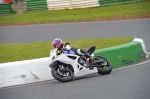 Mallory-park-Leicestershire;Mallory-park-photographs;Motorcycle-action-photographs;Trackday-digital-images;event-digital-images;eventdigitalimages;mallory-park;no-limits-trackday;peter-wileman-photography;trackday;trackday-photos