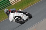 Mallory-park-Leicestershire;Mallory-park-photographs;Motorcycle-action-photographs;Trackday-digital-images;event-digital-images;eventdigitalimages;mallory-park;no-limits-trackday;peter-wileman-photography;trackday;trackday-photos