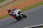 Mallory-park-Leicestershire;Mallory-park-photographs;Motorcycle-action-photographs;Trackday-digital-images;event-digital-images;eventdigitalimages;mallory-park;no-limits-trackday;peter-wileman-photography;trackday;trackday-photos