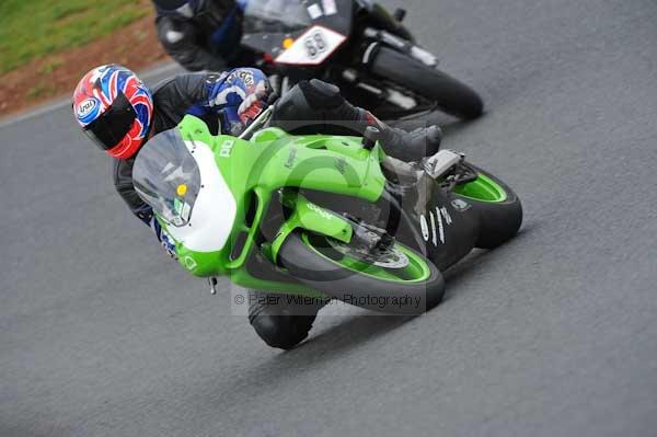 Mallory park Leicestershire;Mallory park photographs;Motorcycle action photographs;Trackday digital images;event digital images;eventdigitalimages;mallory park;no limits trackday;peter wileman photography;trackday;trackday photos