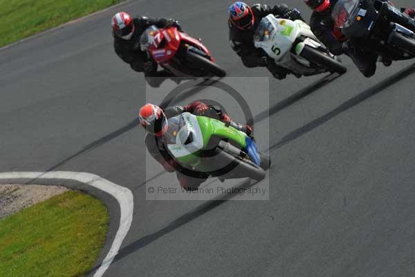 Mallory park Leicestershire;Mallory park photographs;Motorcycle action photographs;Trackday digital images;event digital images;eventdigitalimages;mallory park;no limits trackday;peter wileman photography;trackday;trackday photos