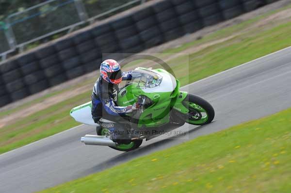 Mallory park Leicestershire;Mallory park photographs;Motorcycle action photographs;Trackday digital images;event digital images;eventdigitalimages;mallory park;no limits trackday;peter wileman photography;trackday;trackday photos