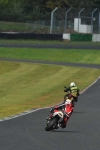 Mallory-park-Leicestershire;Mallory-park-photographs;Motorcycle-action-photographs;Trackday-digital-images;event-digital-images;eventdigitalimages;mallory-park;no-limits-trackday;peter-wileman-photography;trackday;trackday-photos