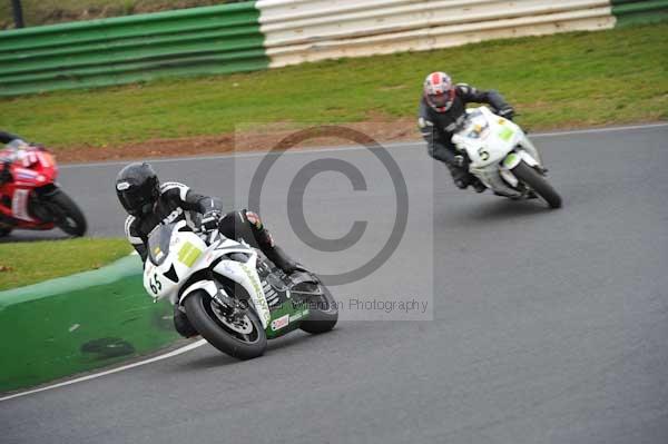 Mallory park Leicestershire;Mallory park photographs;Motorcycle action photographs;Trackday digital images;event digital images;eventdigitalimages;mallory park;no limits trackday;peter wileman photography;trackday;trackday photos