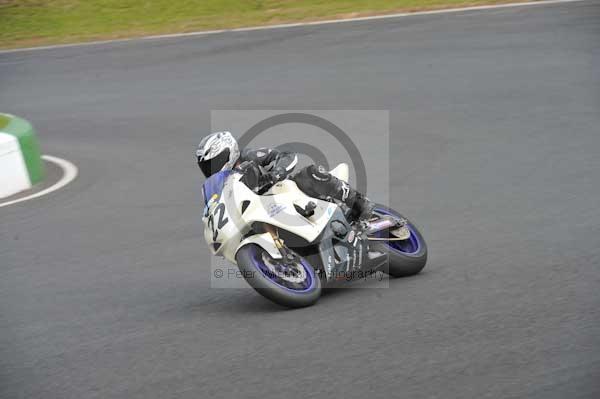 Mallory park Leicestershire;Mallory park photographs;Motorcycle action photographs;Trackday digital images;event digital images;eventdigitalimages;mallory park;no limits trackday;peter wileman photography;trackday;trackday photos