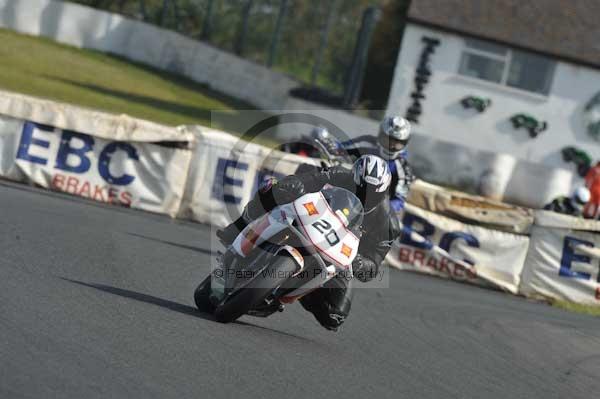 Mallory park Leicestershire;Mallory park photographs;Motorcycle action photographs;Trackday digital images;event digital images;eventdigitalimages;mallory park;no limits trackday;peter wileman photography;trackday;trackday photos