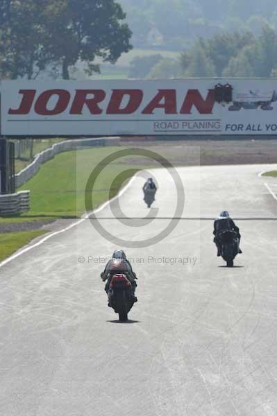 Mallory park Leicestershire;Mallory park photographs;Motorcycle action photographs;Trackday digital images;event digital images;eventdigitalimages;mallory park;no limits trackday;peter wileman photography;trackday;trackday photos