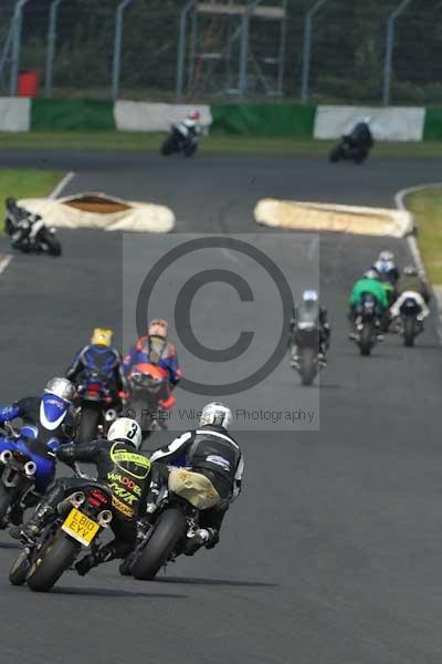 Mallory park Leicestershire;Mallory park photographs;Motorcycle action photographs;Trackday digital images;event digital images;eventdigitalimages;mallory park;no limits trackday;peter wileman photography;trackday;trackday photos